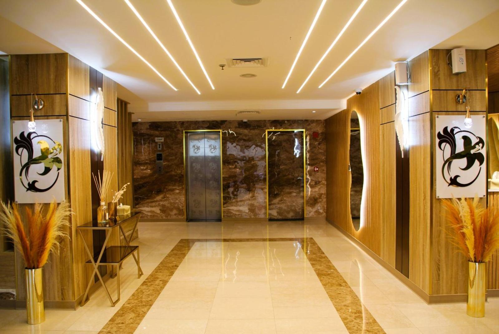 Plaza Athenee Hotel Кувейт Екстериор снимка