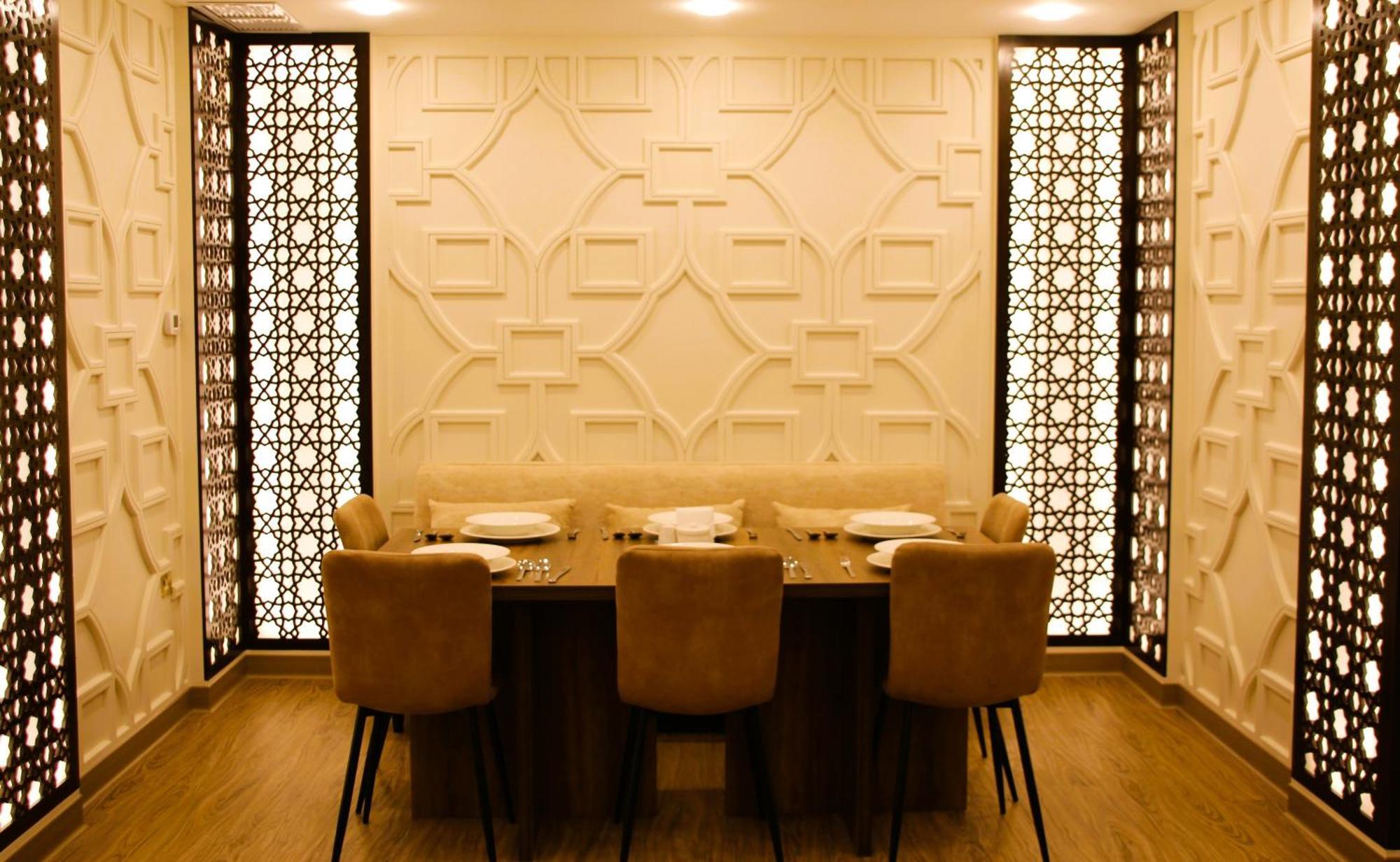 Plaza Athenee Hotel Кувейт Екстериор снимка